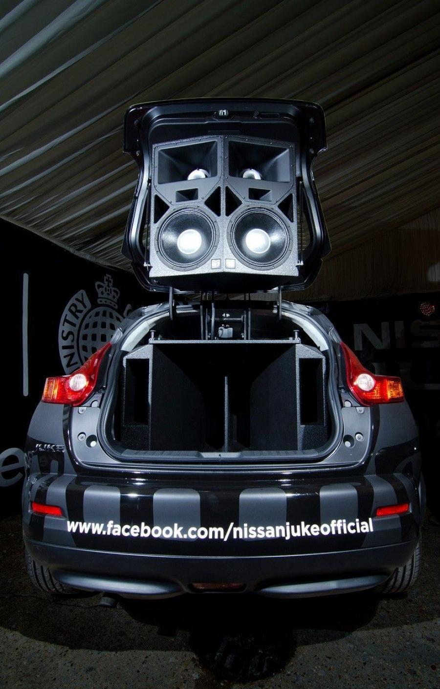  Nissan Juke Box 2012 года  (фото 5 из 7)